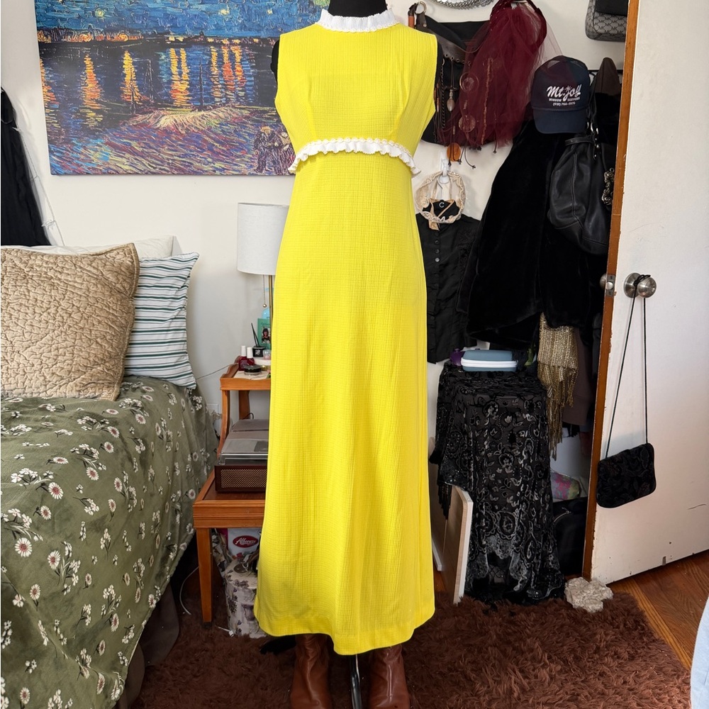 Vintage 70s Vibrant Yellow Sleeveless Prairie Cottagecore Maxi Dress